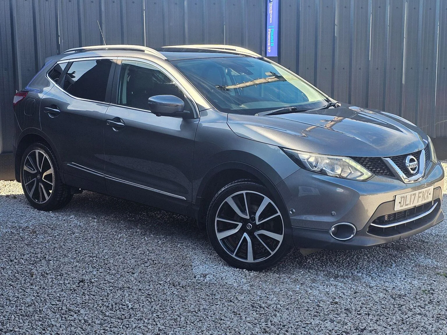 2017 Nissan Qashqai 1.6 dCi Tekna XTRON Euro 6 (s/s) 5dr