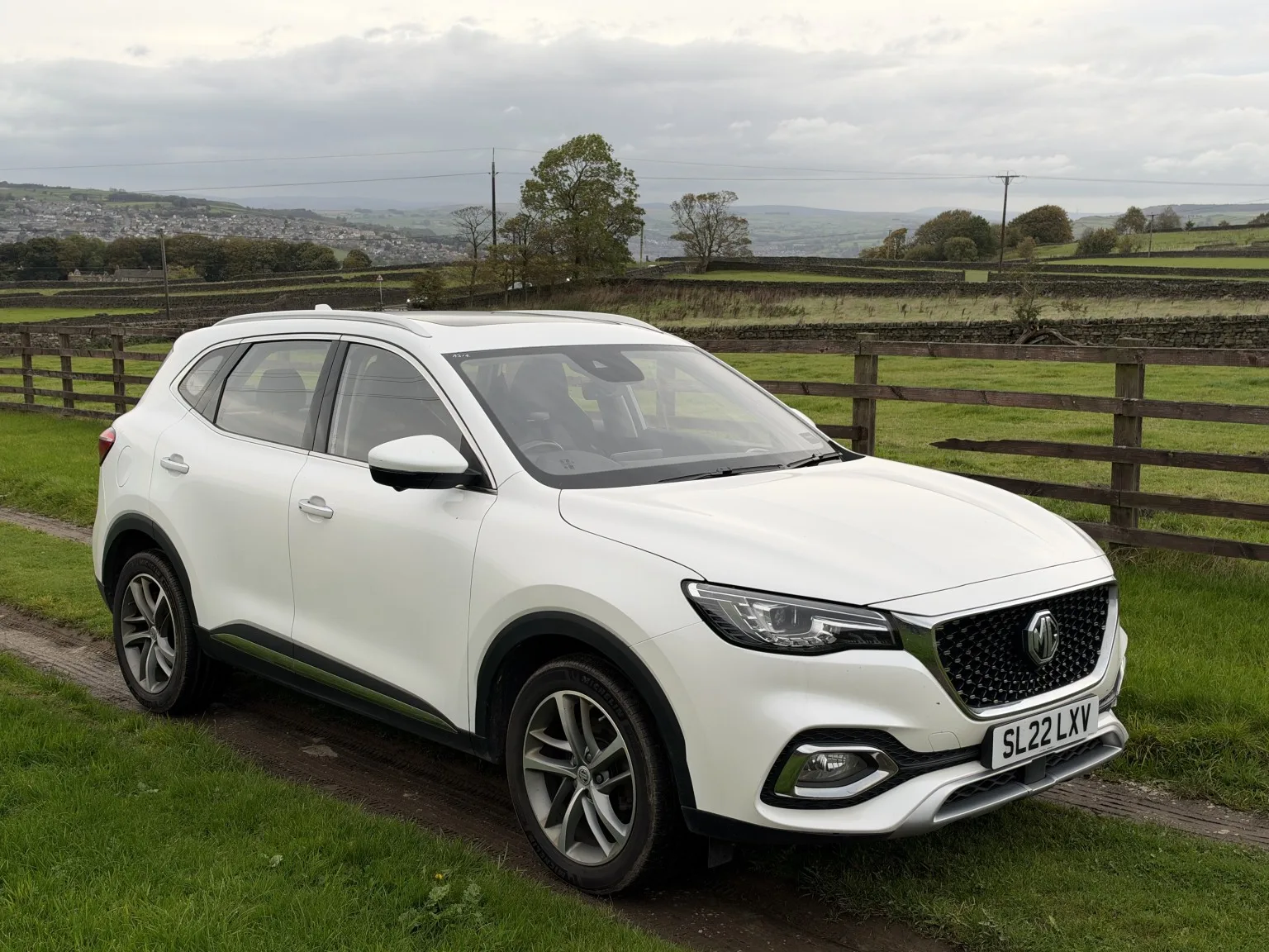 2022 MG Hs 1.5 T-GDI 16.6kWh Exclusive
