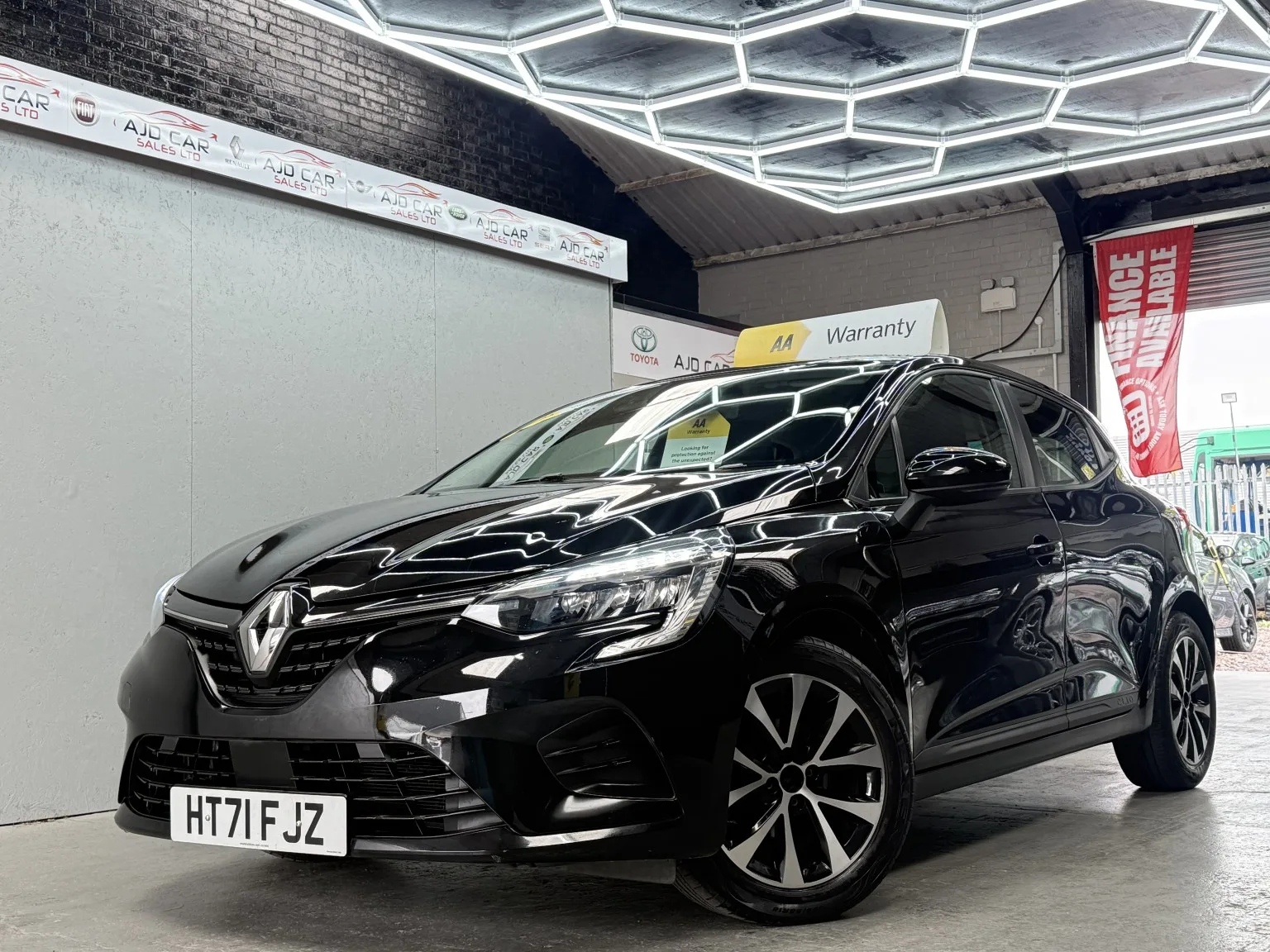 2022 Renault Clio 1.0 Iconic TCe 90 MY21.5 *APPLY FOR FINANCE ON OUR WEBSITE*