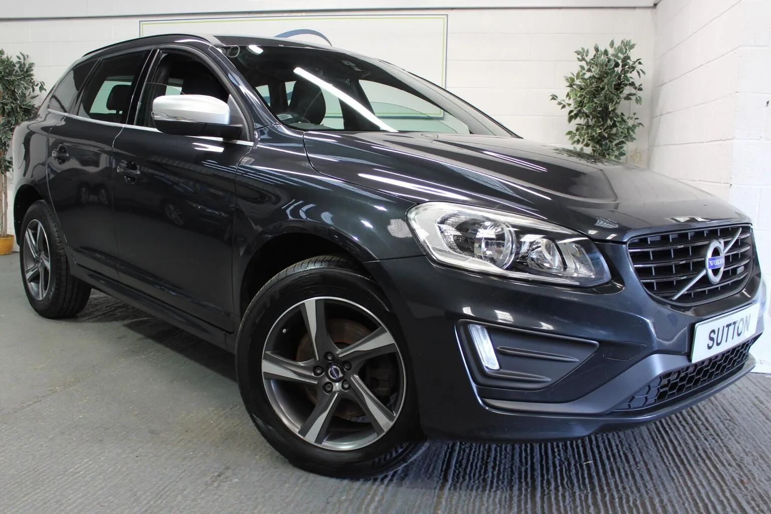 2015 Volvo Xc60 2.4 D4 R-Design AWD Euro 5 (s/s) 5dr