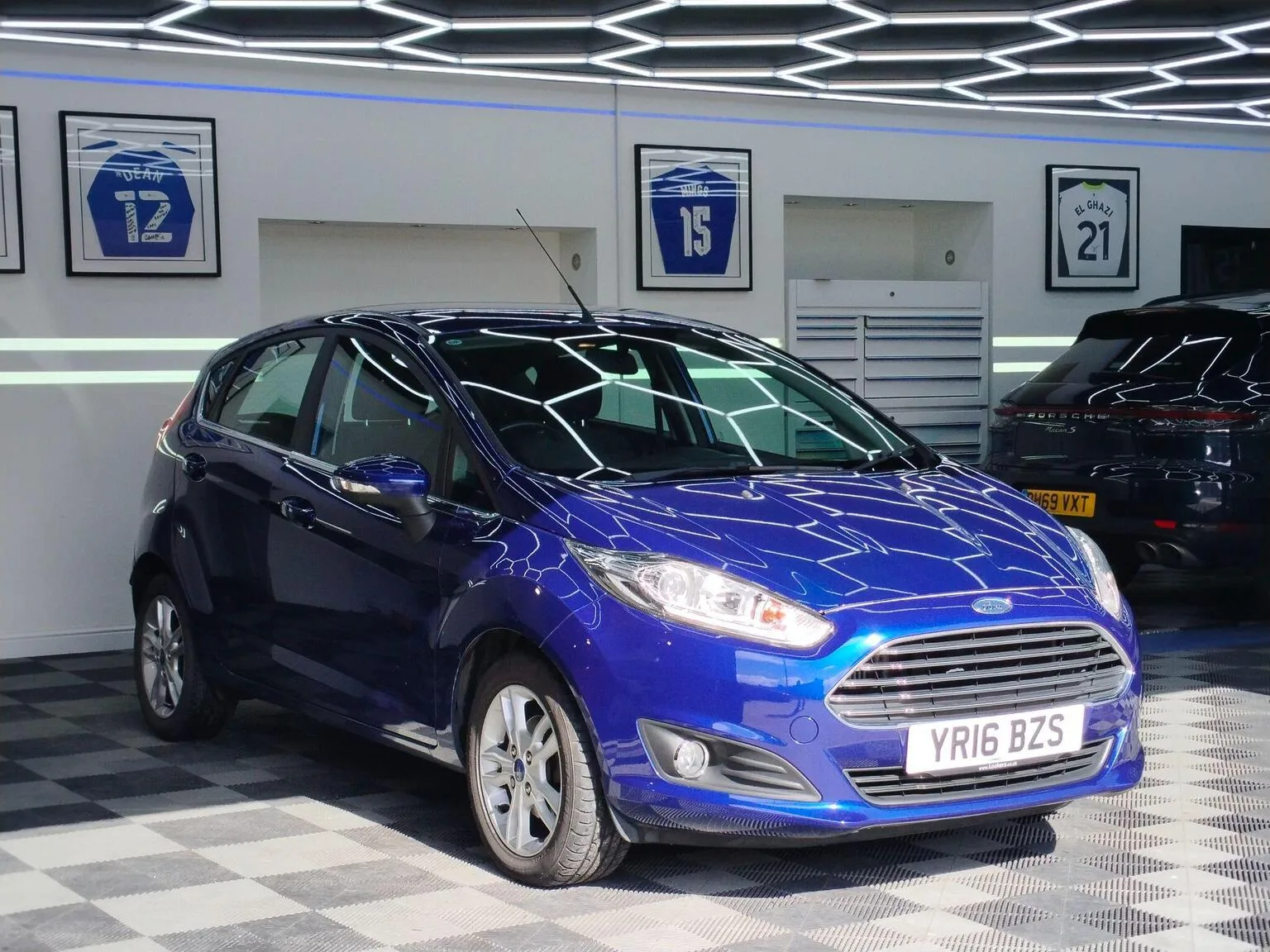 2016 Ford Fiesta 1.0T EcoBoost Zetec Powershift Euro 6 5dr