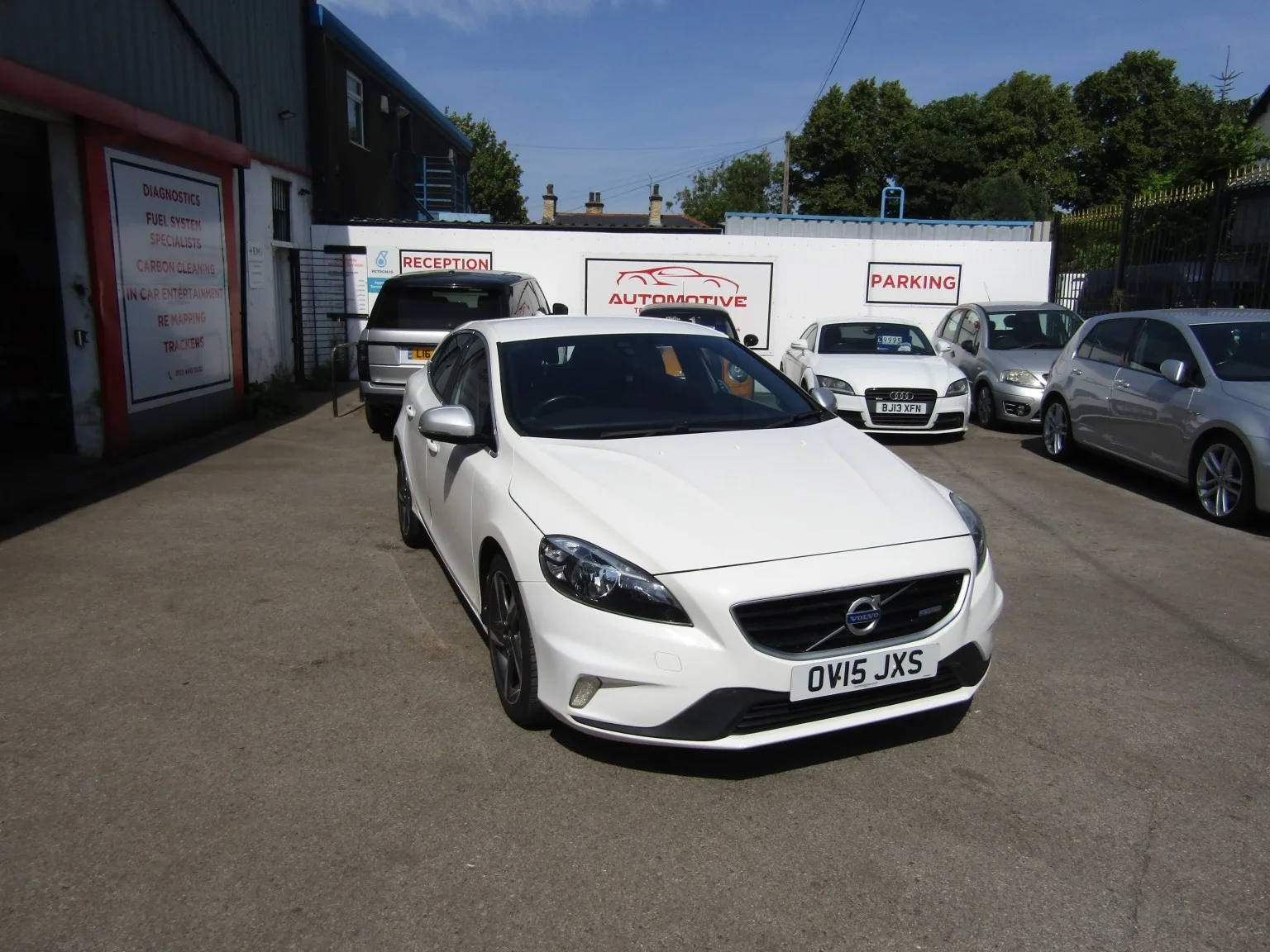 2015 Volvo V40 1.6 R-Design T2 (120hp)