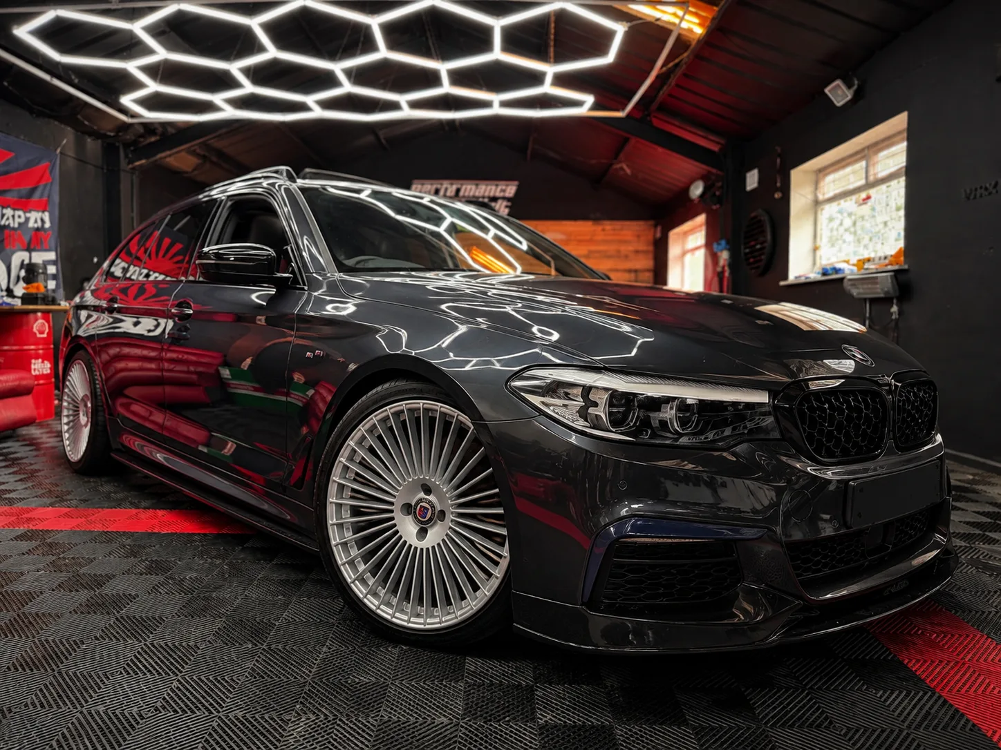 2018 BMW 5 Series 2.0 520D M SPORT TOURING ALPINA STYLING