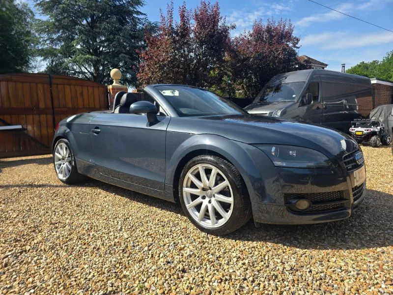 2009 Audi TT 2.0 TDI Roadster quattro Euro 4 2dr