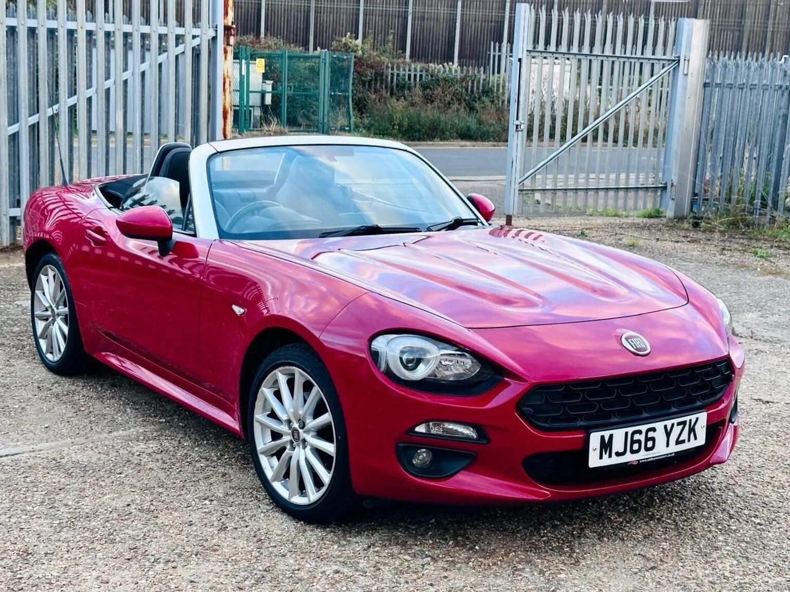 2016 Fiat 124 Spider 1.4 MultiAir Lusso Euro 6 2dr