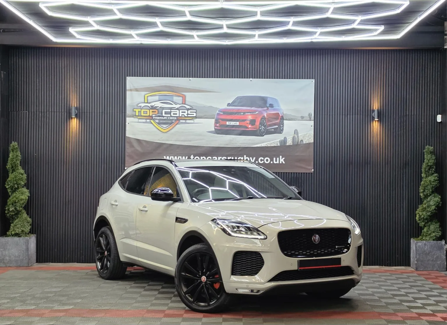 2018 Jaguar E-Pace 2.0 D180 R-Dynamic HSE