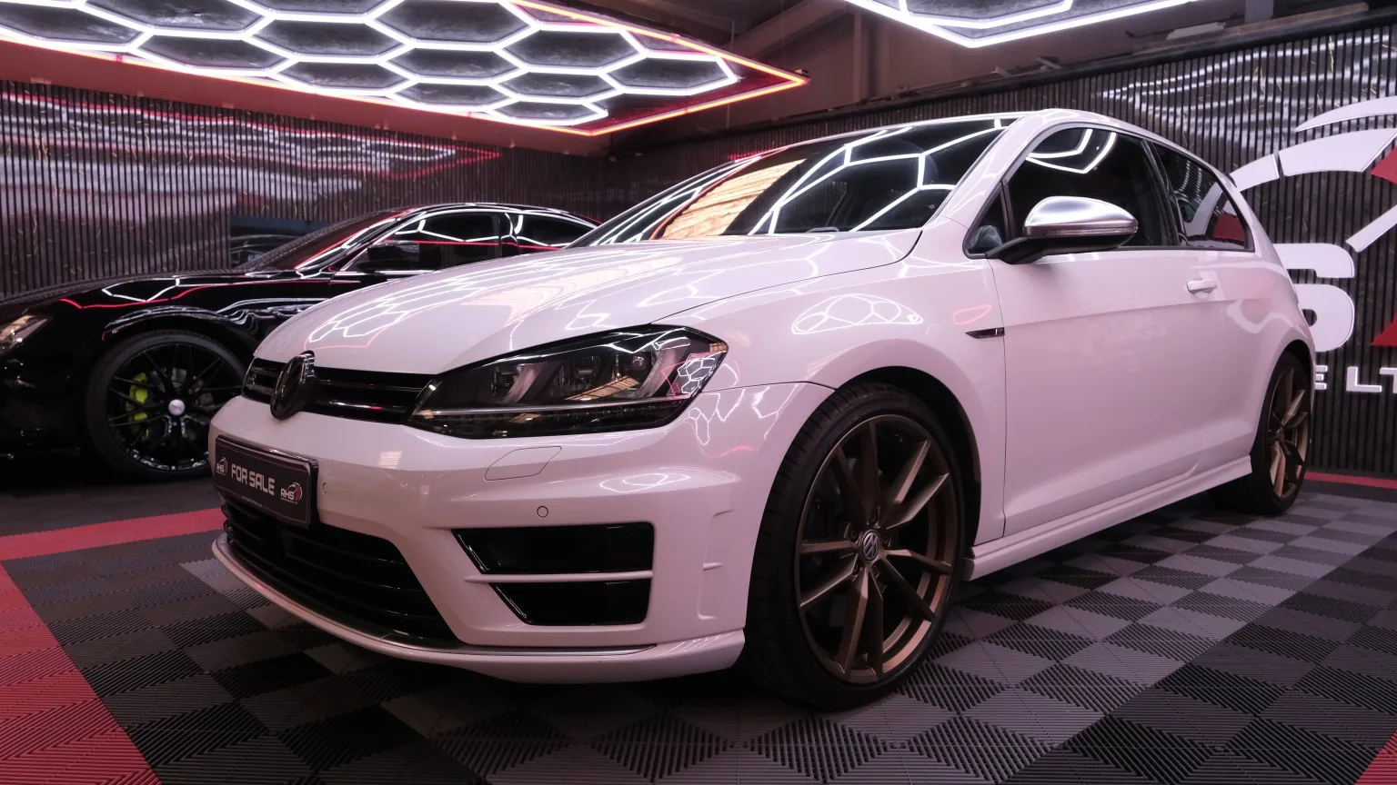2016 Volkswagen Golf 2.0 TSI BlueMotion Tech R