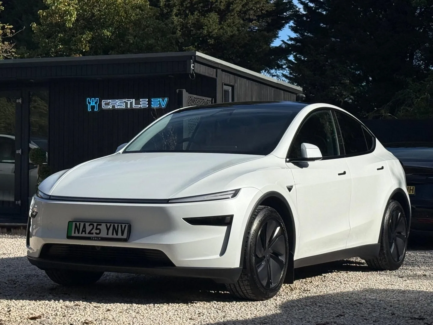 2025 Tesla Model Y 84.7kWh Long Range Auto RWD 5dr