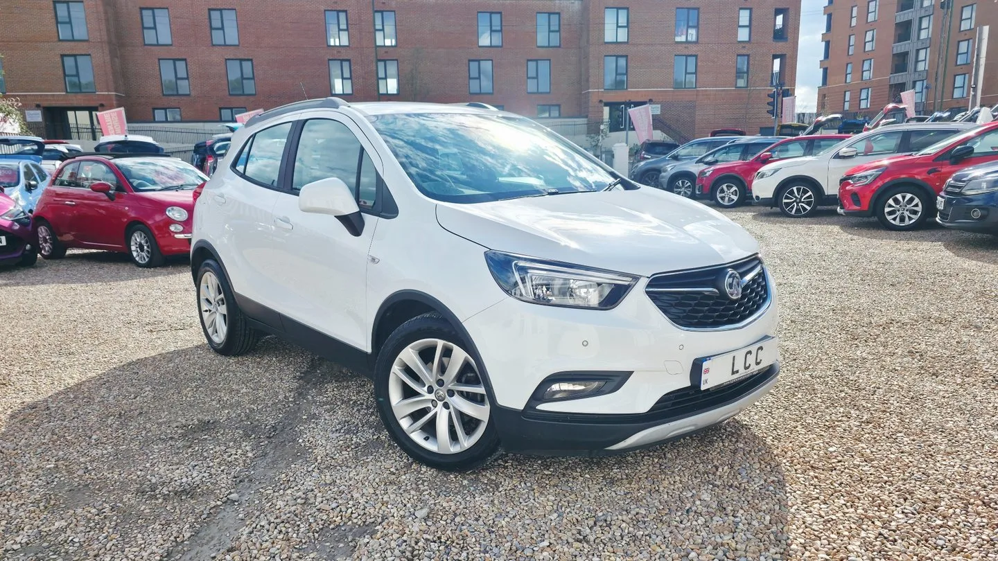 2017 Vauxhall Mokka X DESIGN NAV S/S.. 9 SERVICES.. 1 PREVIOUS KEEPER.. APPLE CAR PLAY/SAT NAV