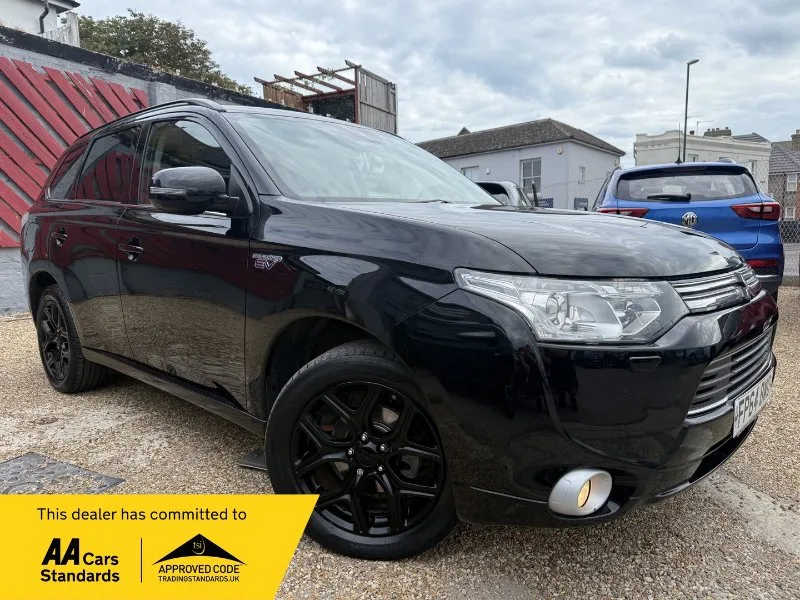 2014 Mitsubishi Outlander 2.0h 12kWh GX4hs SUV 5dr Petrol Plug-in Hybrid CVT 4WD Euro 5 (s/s) (200 ps)