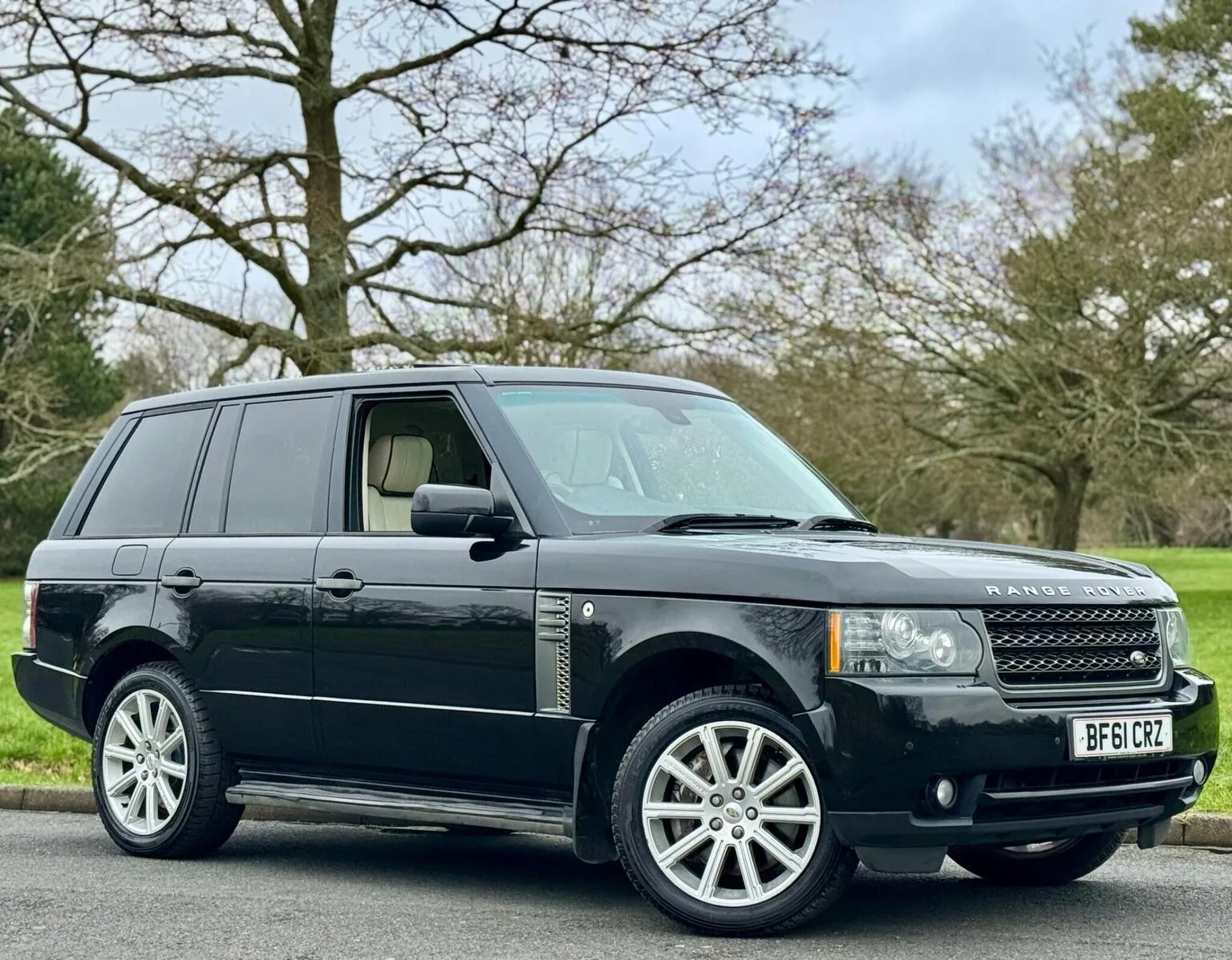 2011 Land Rover Range Rover 4.4 TD V8 Vogue Auto 4WD Euro 5 5dr