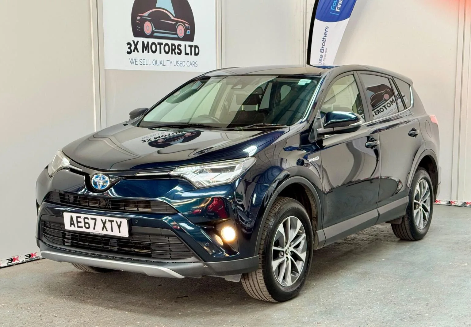 2017 Toyota Rav4 2.5 VVT-h Business Edition Plus CVT Euro 6 (s/s) 5dr (Safety Sense, Nav)