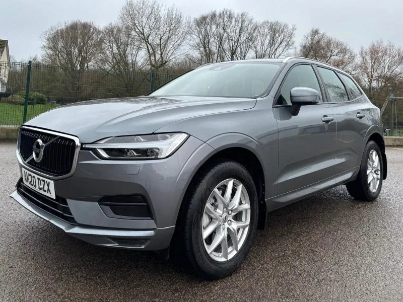 2020 Volvo XC60 2.0 B4 MHEV Momentum Auto AWD Euro 6 (s/s) 5dr