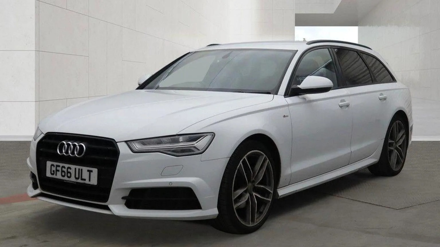 2016 Audi A6 Avant 2.0 TDI ultra Black Edition S Tronic Euro 6 (s/s) 5dr