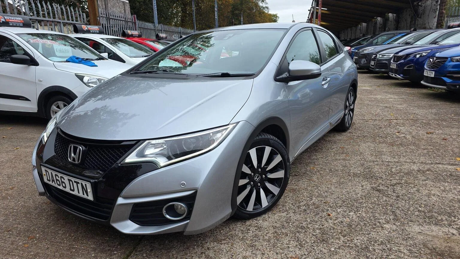 2016 Honda Civic 1.8 i-VTEC SE Plus (Navi) Euro 6 (s/s) 5dr