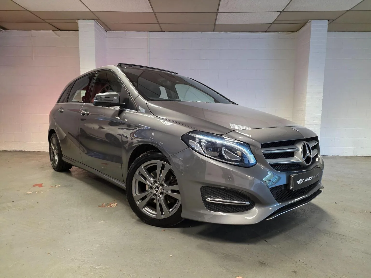 2018 Mercedes-Benz B Class 1.6 B180 Exclusive Edition (Plus) 7G-DCT Euro 6 (s/s) 5dr