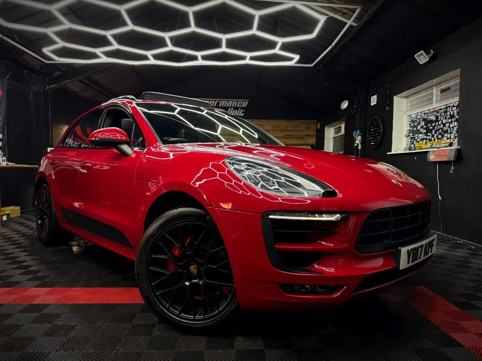 2017 Porsche Macan 3.0 T V6 GTS - CARMINE RED - SPORTS CHRONO - PANORAMIC ROOF - FULL SERVICE HISTORY