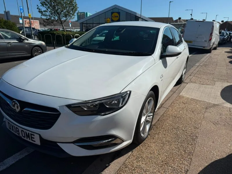 2018 Vauxhall Insignia 1.6 Turbo D ecoTEC SRi Nav Grand Sport 5dr Diesel Manual Euro 6 (s/s) (110 ps)