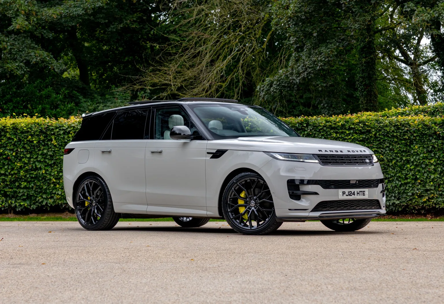 2024 Land Rover Range Rover Sport 3.0 D300 MHEV Dynamic SE