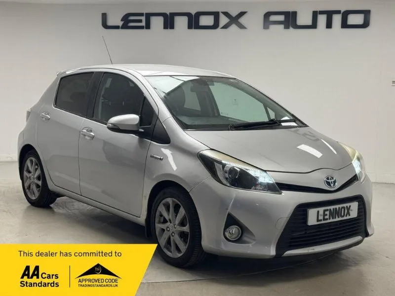 2012 Toyota Yaris 1.5 VVT-h T Spirit CVT Euro 5 5dr