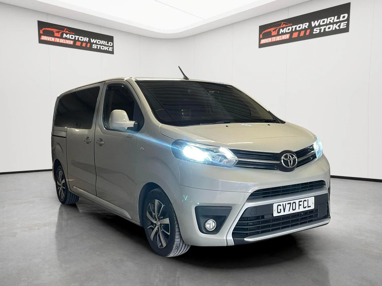 2020 Toyota Proace Verso 2.0D Family Medium MPV Auto MWB Euro 6 (s/s) 5dr (8 Seat)
