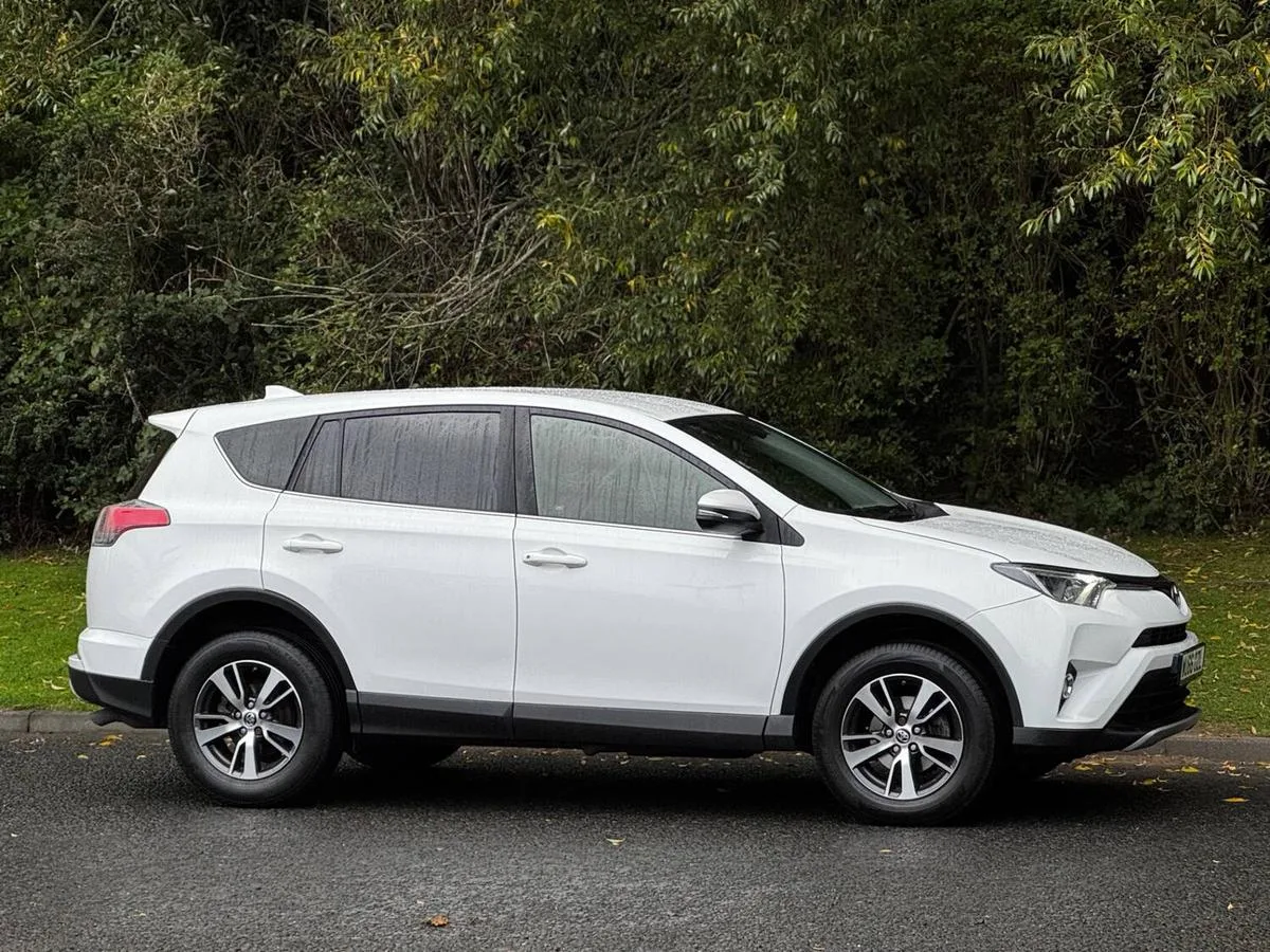 2016 Toyota RAV4 2.0 D-4D Business Edition 5dr 2WD