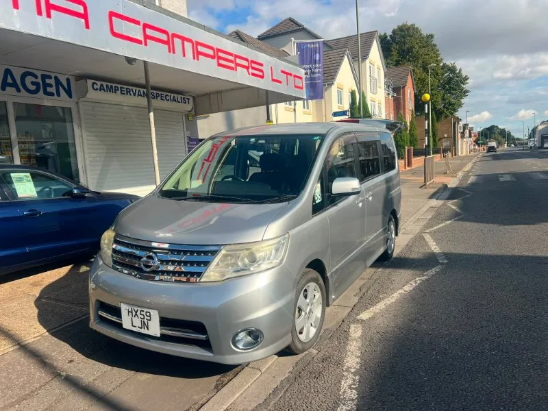 2010 Nissan Serena 2.0 PETROL AUTOMATIC 8 SEATER VERY LOW MILES ULEZ COMPLIANT