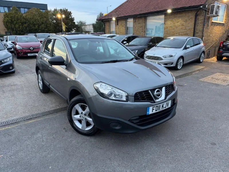 2011 Nissan Qashqai 1.6 Visia SUV 5dr Petrol Manual 2WD Euro 5 (s/s) (117 ps)
