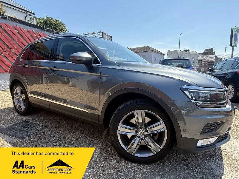 2016 Volkswagen Tiguan 2.0 TSI BlueMotion Tech SEL SUV 5dr Petrol DSG 4Motion Euro 6 (s/s) (180 ps)