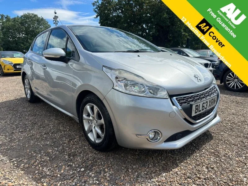 2014 Peugeot 208 1.2 VTi Active Euro 5 5dr