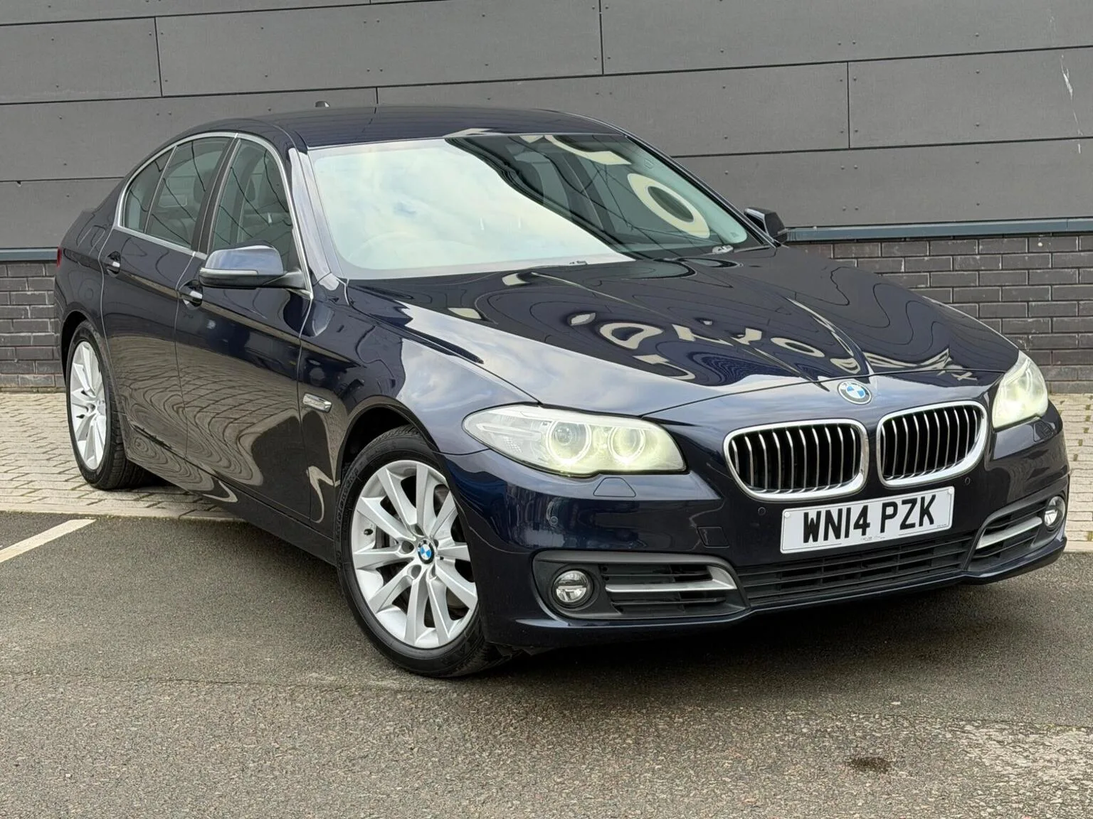 2014 BMW 5 Series 2.0 520d SE Auto Euro 6 (s/s) 4dr