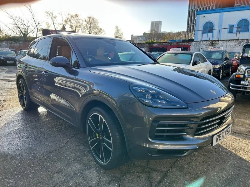 2021 Porsche Cayenne 3.0 V6 E-Hybrid 17.9kWh TiptronicS 4WD Euro 6 (s/s) 5dr (3.6kW Charger)