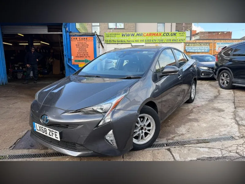2018 Toyota Prius 1.8 VVT-h Business Edition Hatchback 5dr Petrol Hybrid CVT Euro 6 (s/s) (122 ps)