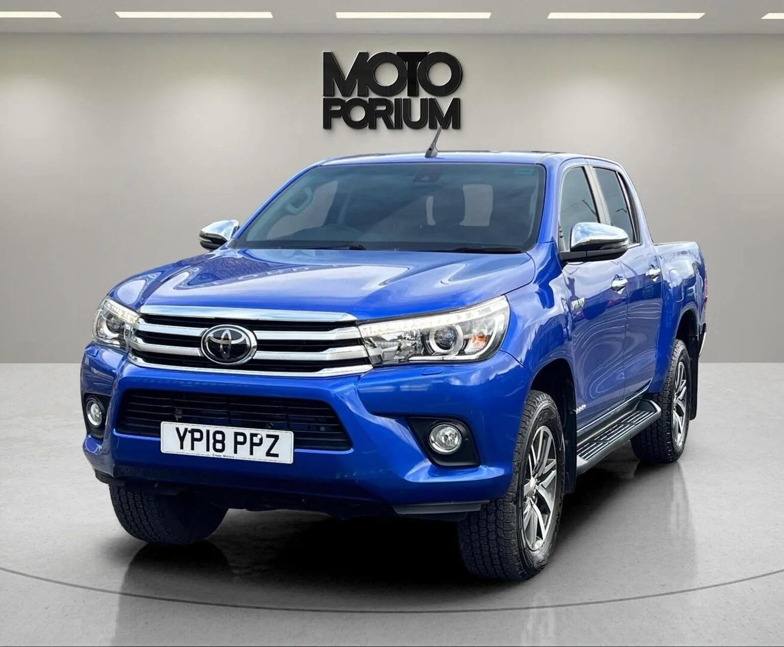 2018 Toyota Hilux 2.4 D-4D Invincible 4WD Euro 6 (s/s) 4dr (TSS, 3.5t)
