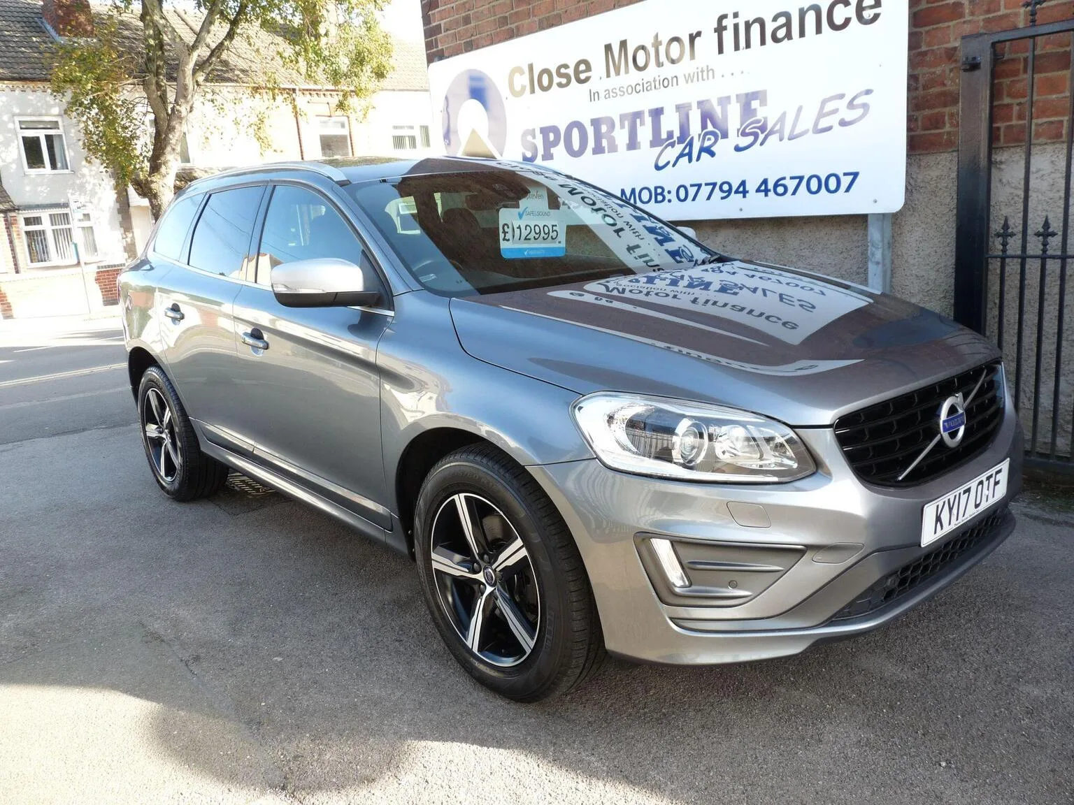 2017 Volvo Xc60 2.4 D5 R-Design Lux Nav Auto AWD Euro 6 (s/s) 5dr