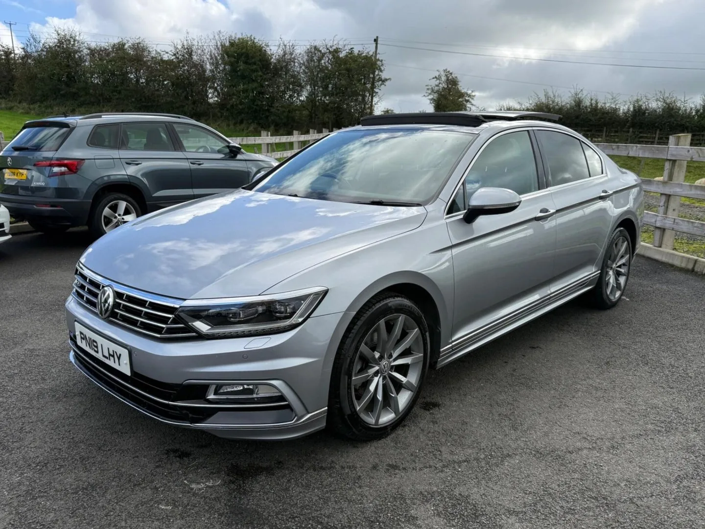 2019 Volkswagen Passat 2.0 TDI R-Line Euro 6 (s/s) 4dr