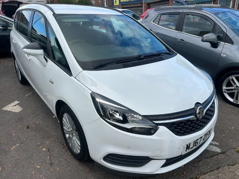 2017 Vauxhall Zafira Tourer 1.4i Turbo Design MPV 5dr Petrol Manual Euro 6 (140 ps)