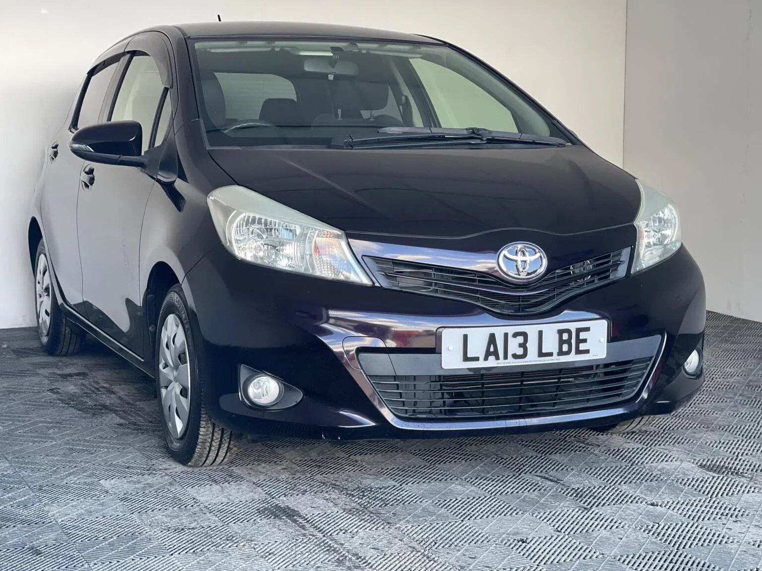 2013 Toyota Yaris 1.33 Dual VVT-i TR Multidrive S Euro 5 5dr