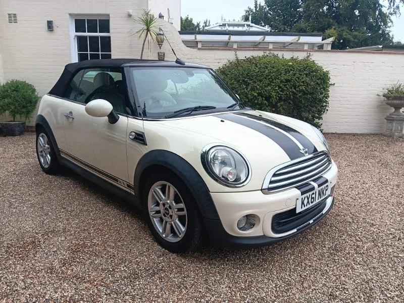 2011 MINI Convertible 1.6 One Convertible 2dr Petrol Manual Euro 5 (98 ps)