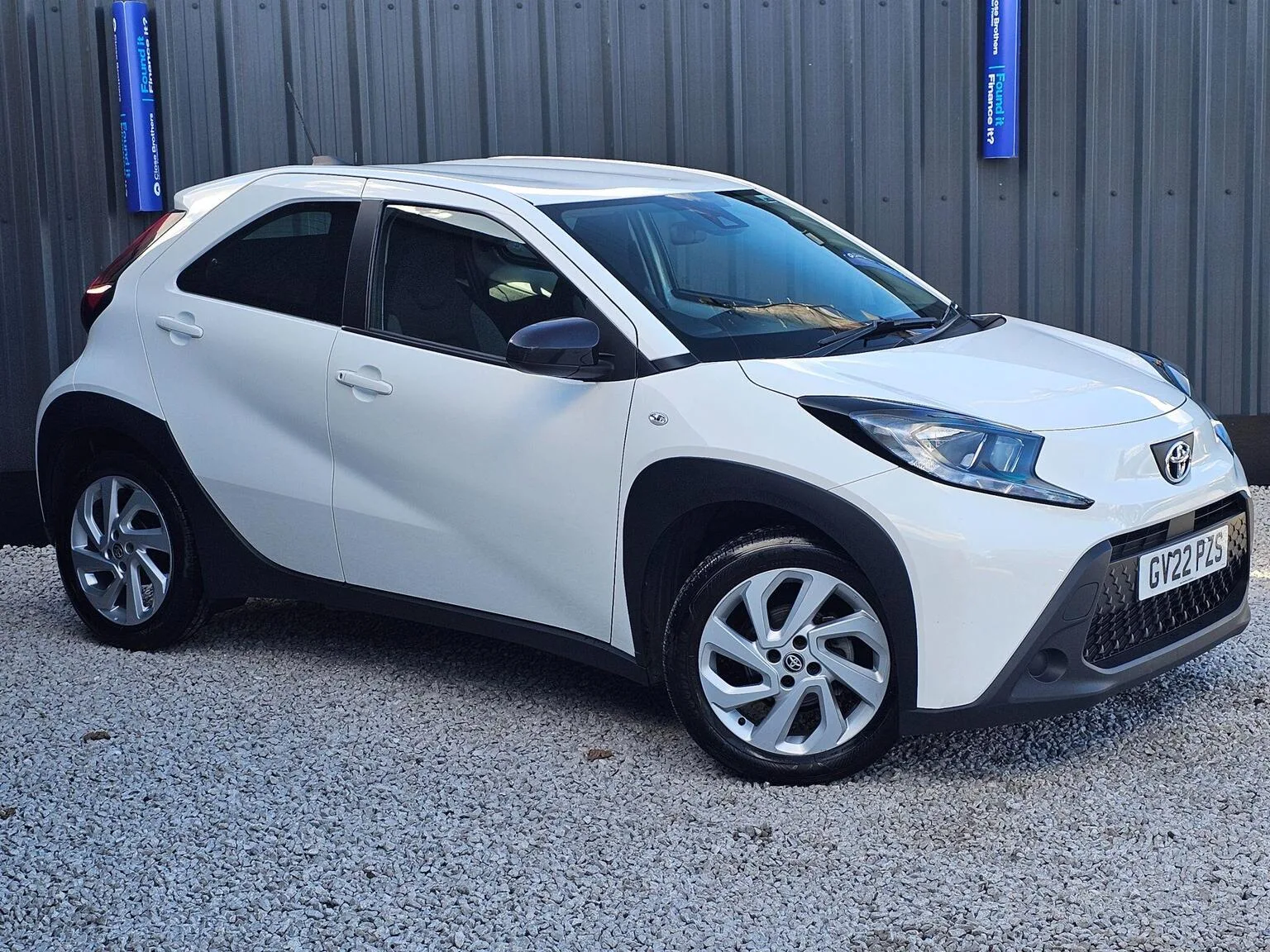 2022 Toyota Aygo X 1.0 VVT-i Pure x-shift Euro 6 (s/s) 5dr