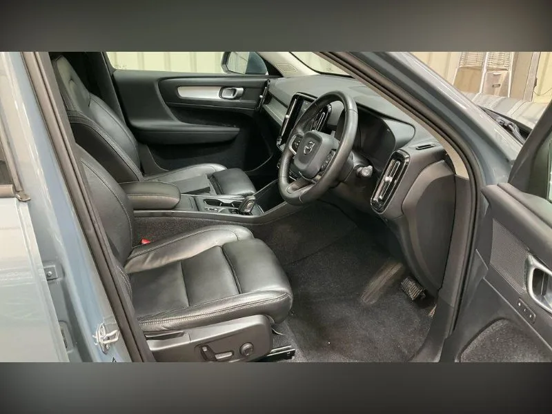 2020 Volvo XC40 1.5 T3 Momentum Pro Auto Euro 6 (s/s) 5dr