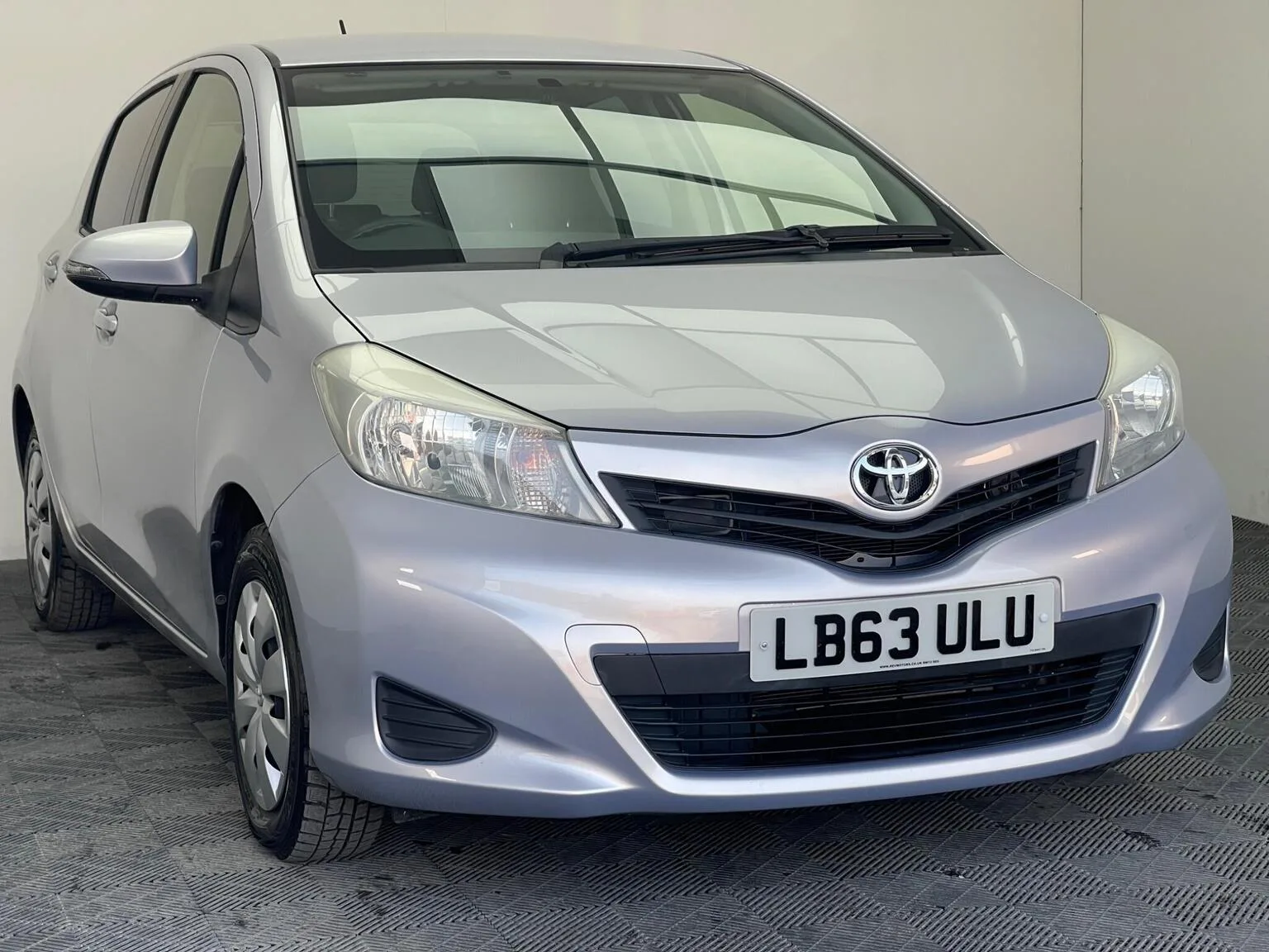 2013 Toyota Yaris 1.33 Dual VVT-i TR Multidrive S Euro 5 5dr