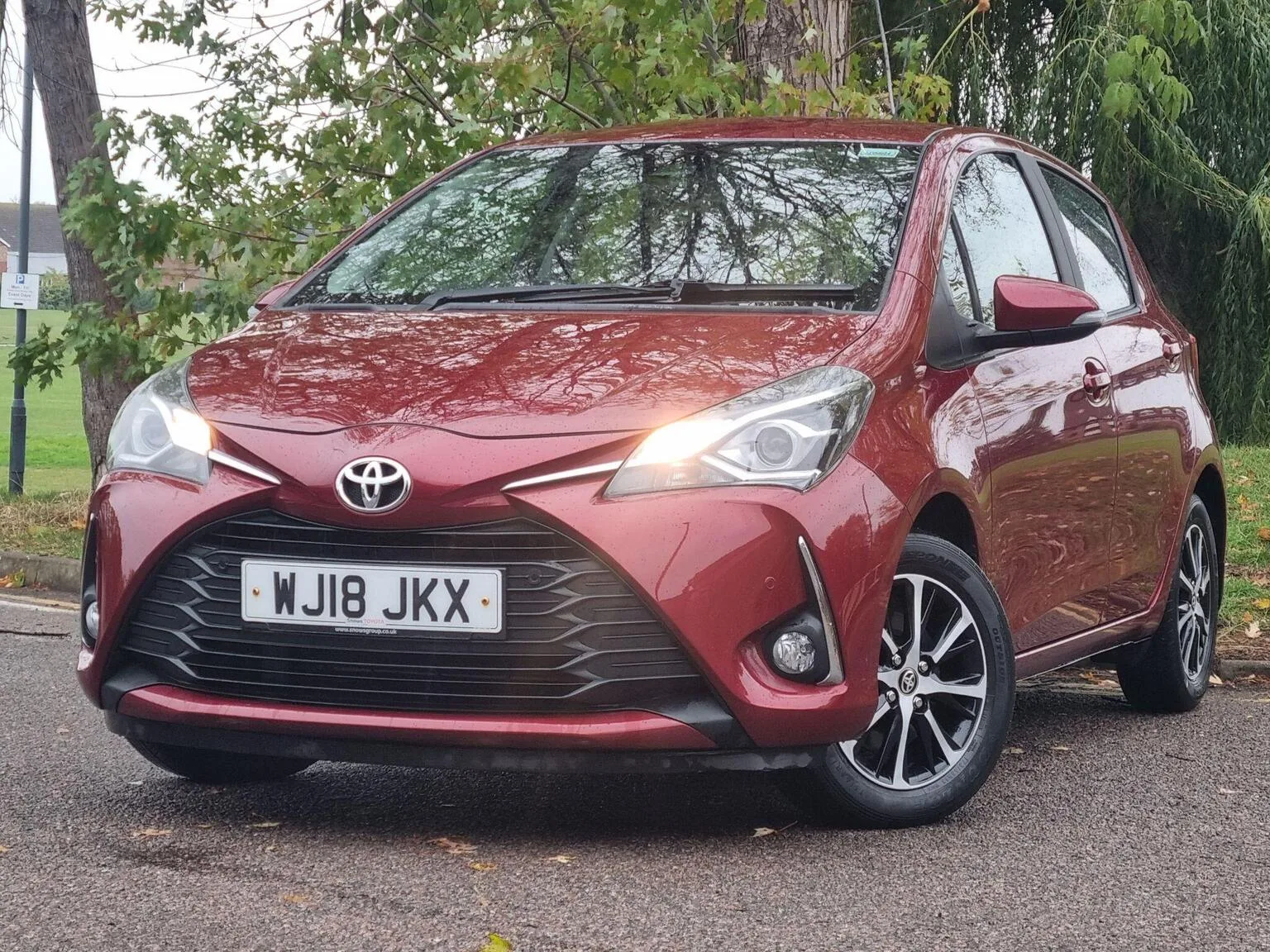 2018 Toyota Yaris 1.5 VVT-i Icon Tech Euro 6 5dr