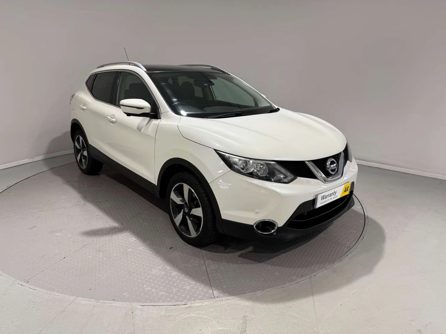 2015 Nissan Qashqai 1.5 Qashqai N-Tec+ dCi 5dr