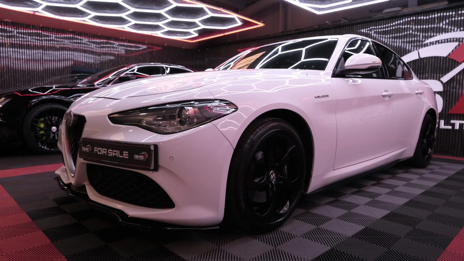 2020 Alfa Romeo Giulia 2.0 2.0 Turbo petrol 280hp VELOCE