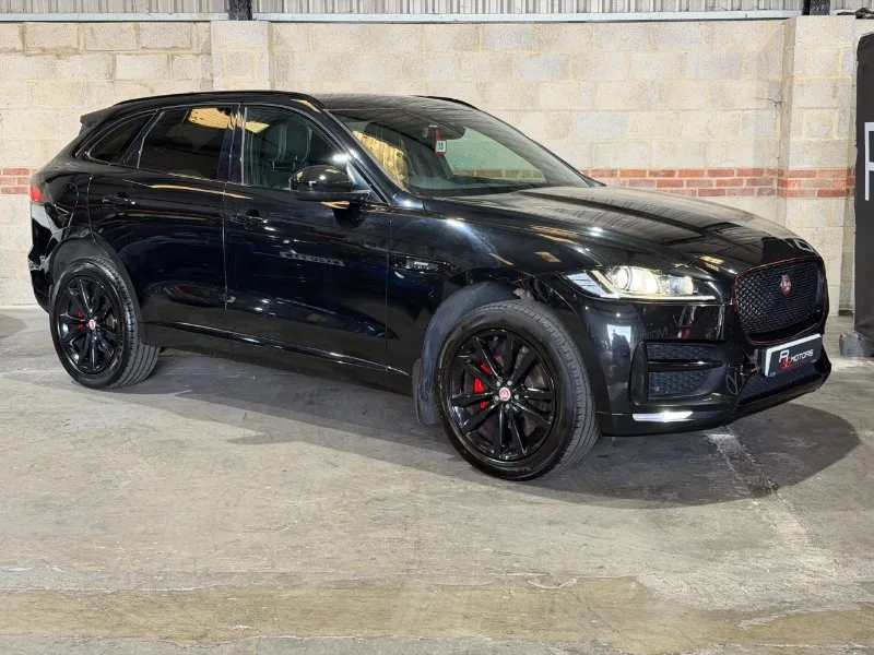 2016 (16) Jaguar F-Pace 2.0 D180 R-Sport SUV 5dr Diesel Auto AWD Euro 6 (s/s) (180 ps)