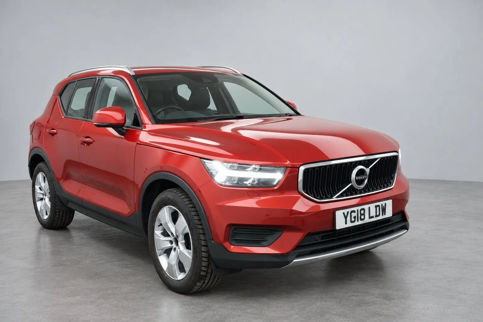 2018 Volvo Xc40 2.0 D3 Momentum Auto Euro 6 (s/s) 5dr