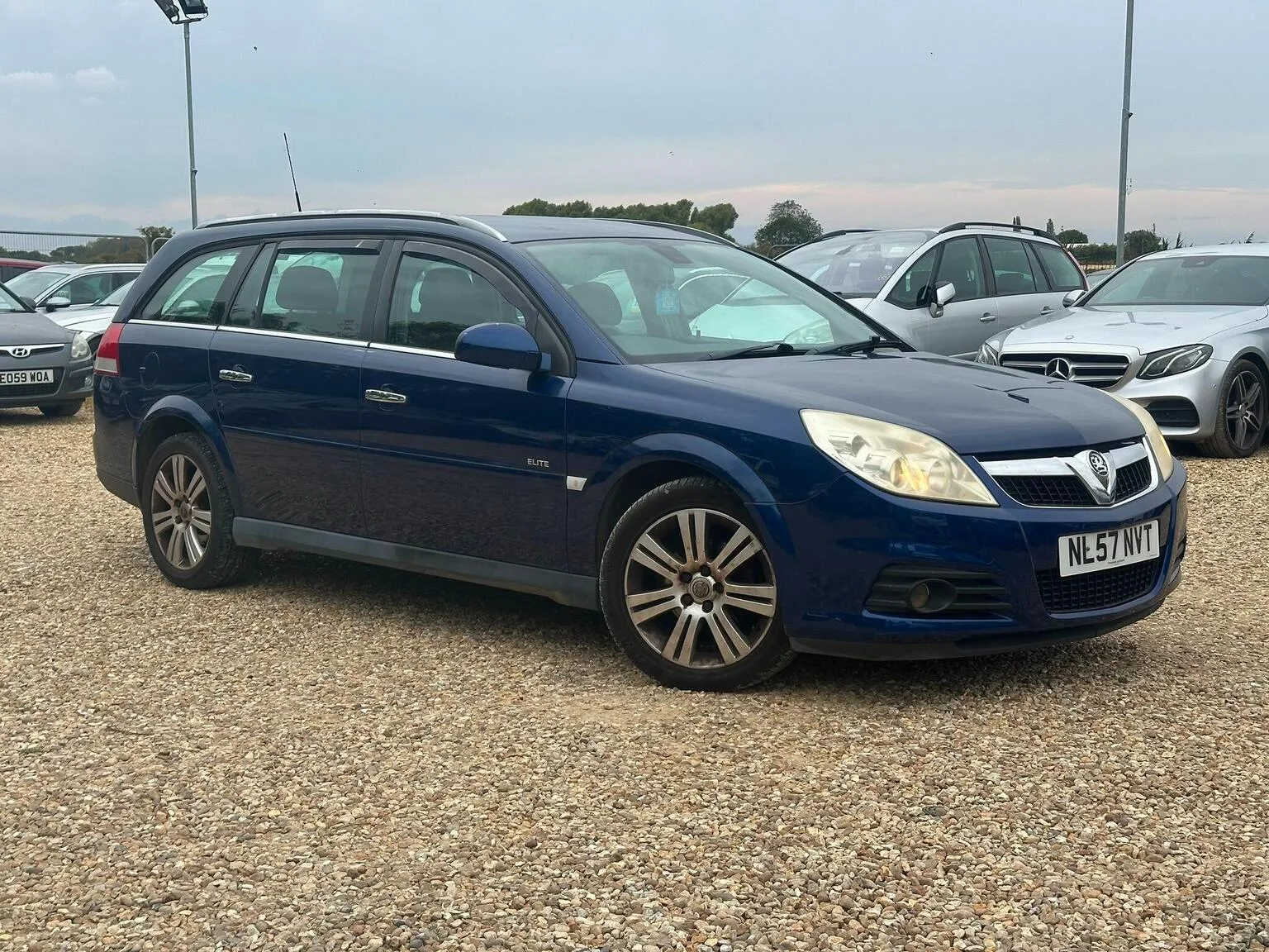2007 Vauxhall Vectra 2.2i 16v Elite 5dr