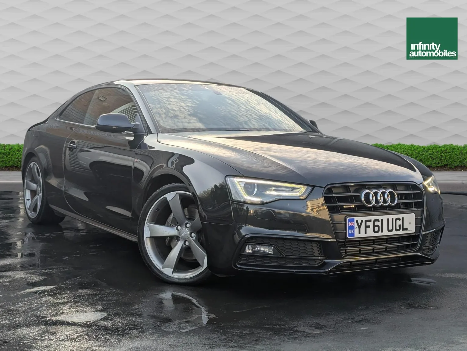 2011 Audi A5 2.0 TFSI Black Edition