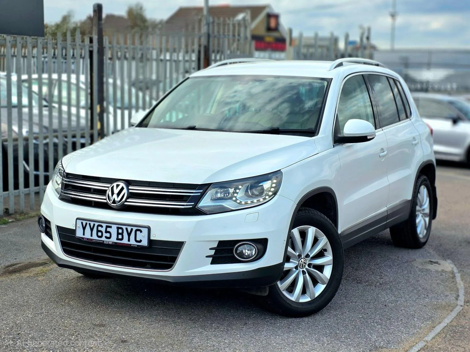 2015 Volkswagen Tiguan 2.0 TDI BlueMotion Tech Match DSG 4WD Euro 6 (s/s) 5dr